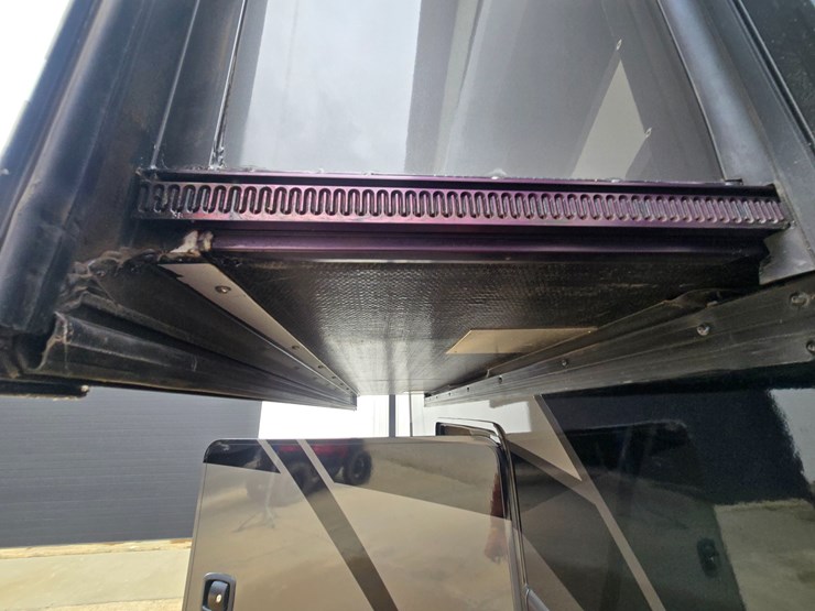 2020-ford-f550-image-133