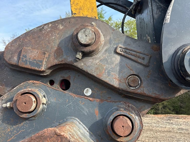 2019-deere-345g-lc-image-17