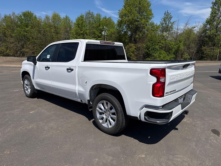 2020-chevrolet-silverado-1500-image-3