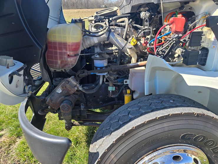 2008-international-durastar-4300-image-25