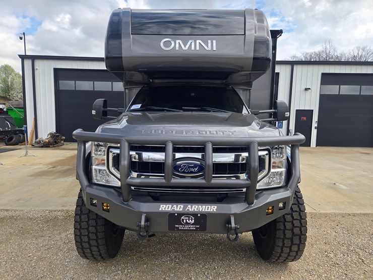 2020-ford-f550-image-21
