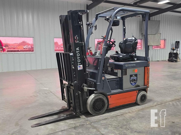 toyota-8fbc18u-image-1