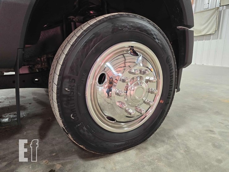 2024-ford-f550-sd-image-30