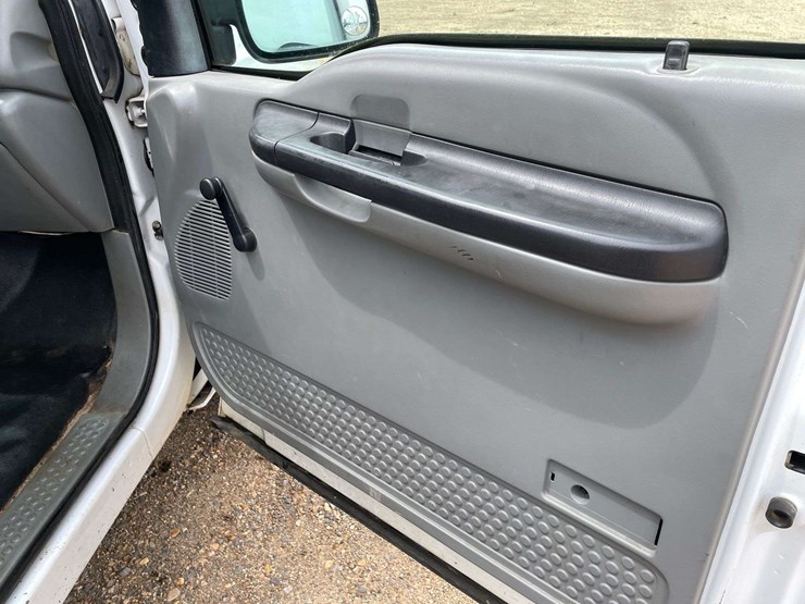 2007-ford-f250-image-17