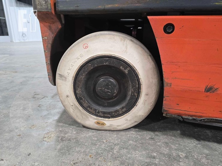 toyota-8fbc18u-image-22