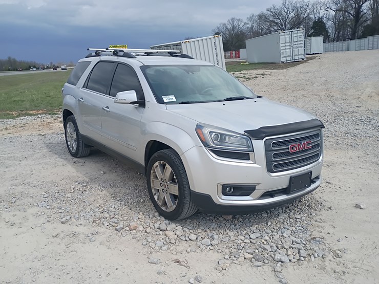 2017-gmc-acadia-image-13