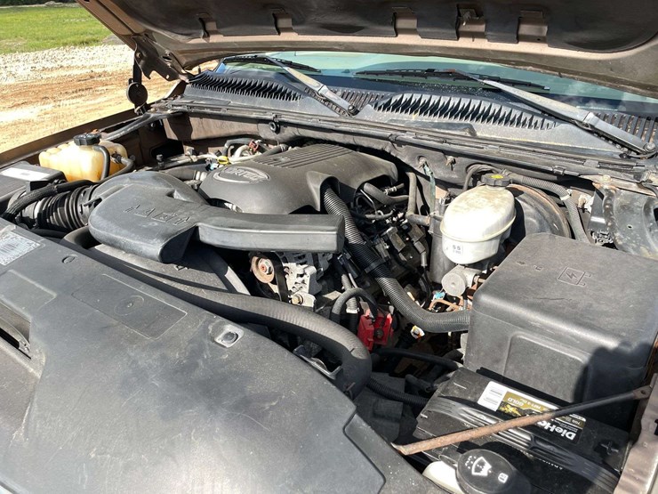 2003-chevrolet-tahoe-lt-image-7