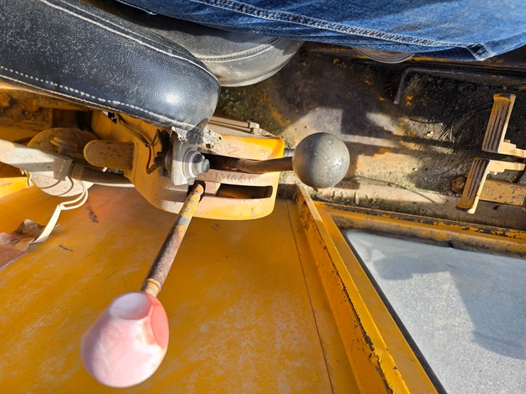 1971-deere-570a-image-86