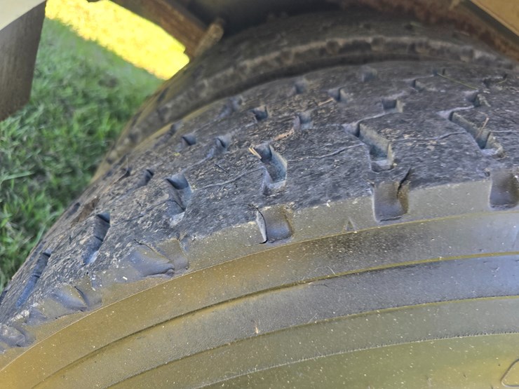 2008-international-durastar-4300-image-92