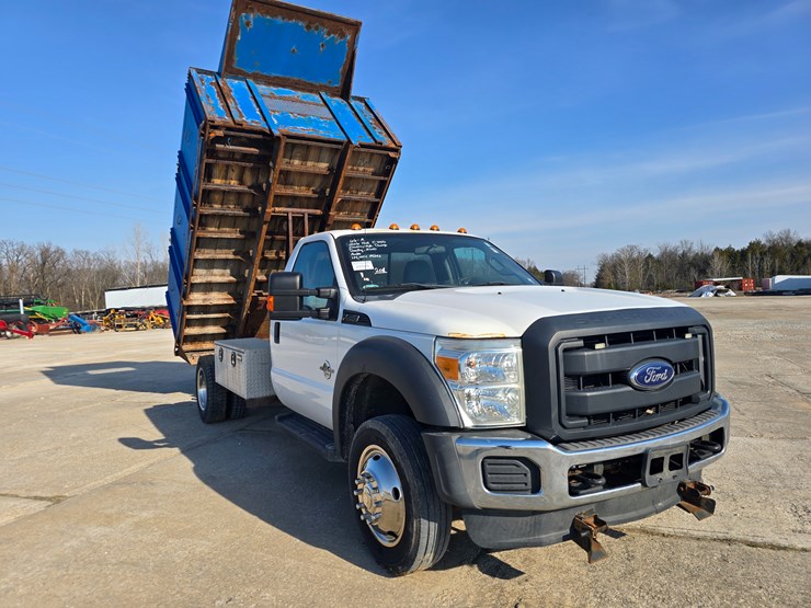 2016-ford-f550-image-33