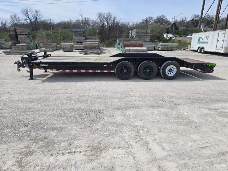 #22627-•-2022-load-trail-equipment-trailer-image-3