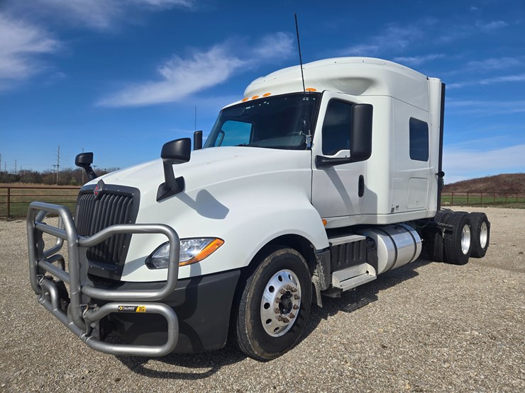 2020-international-lt-image-2