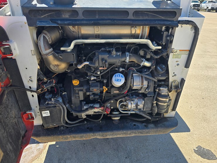 2020-bobcat-t770-image-36