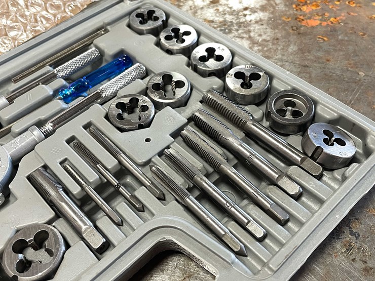 #2461-•-new-40-pieces-tap-and-die-set-(cw)-image-2