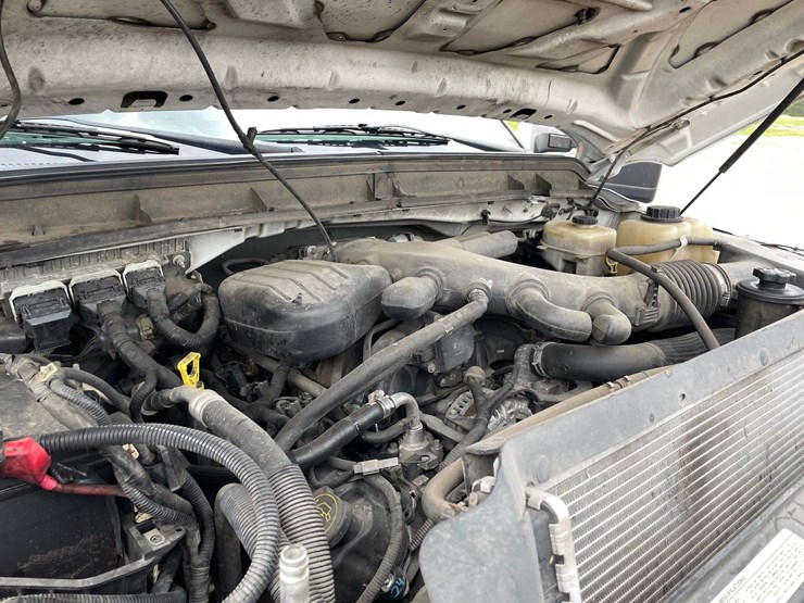 2012-ford-f450-image-8