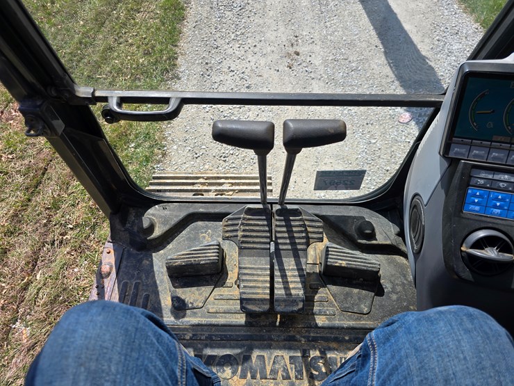 2013-komatsu-pc160-lc-image-85