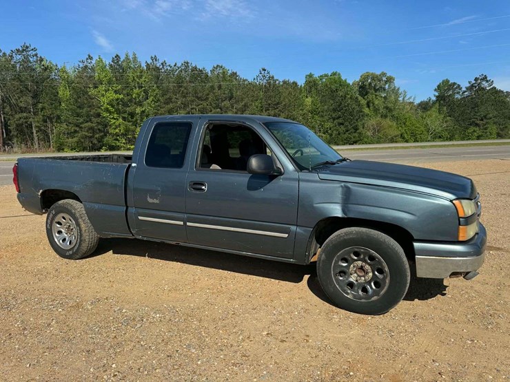 2006-chevrolet-1500-image-9