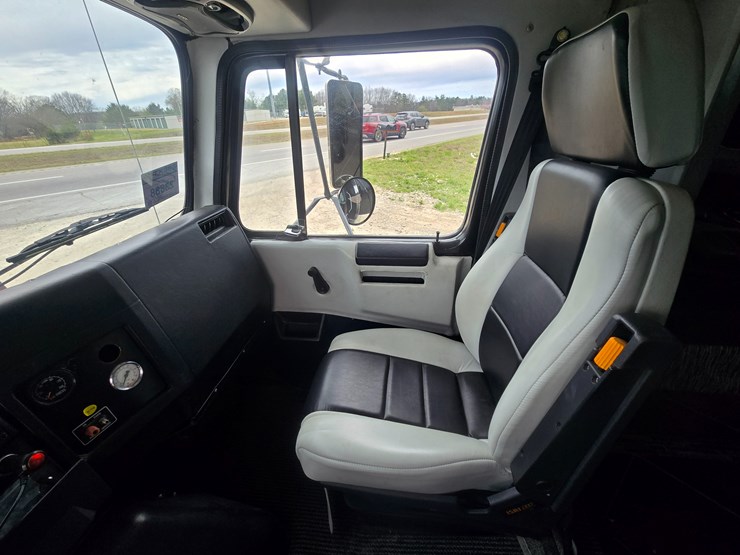 1990-international-4900-image-124