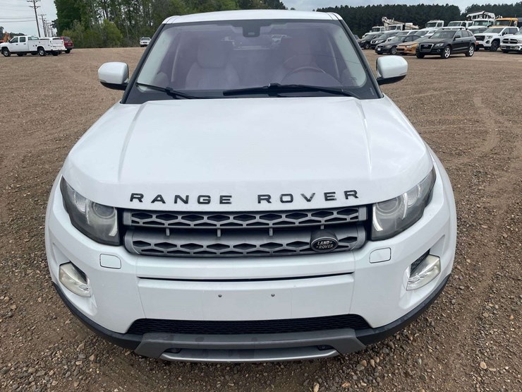 2013-land-rover-range-rover-image-5