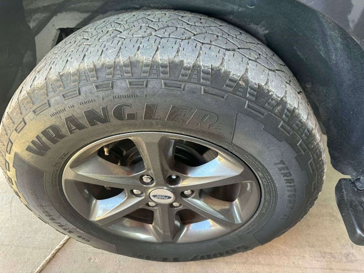 2018-ford-expedition-xlt-image-25