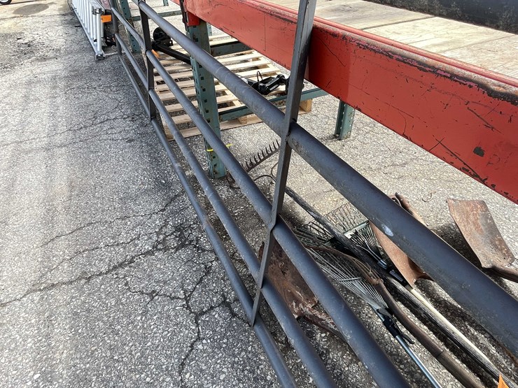 #7067-•-gate-(o4)-image-5