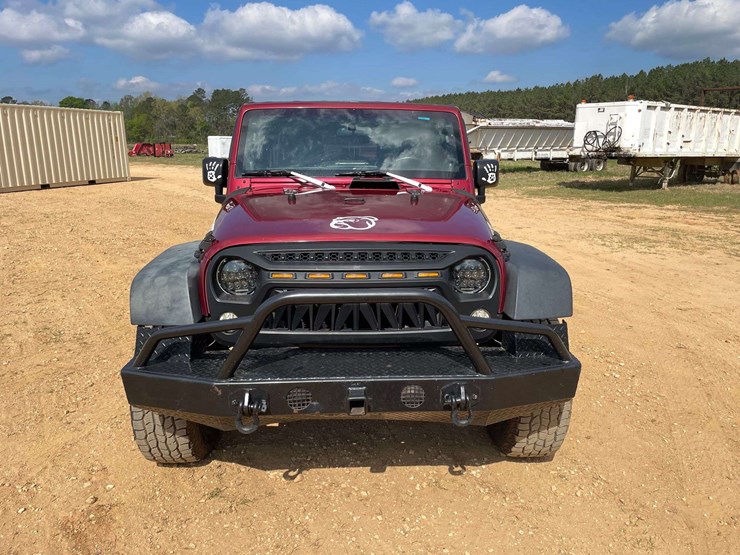 2013-jeep-wrangler-sport-image-5