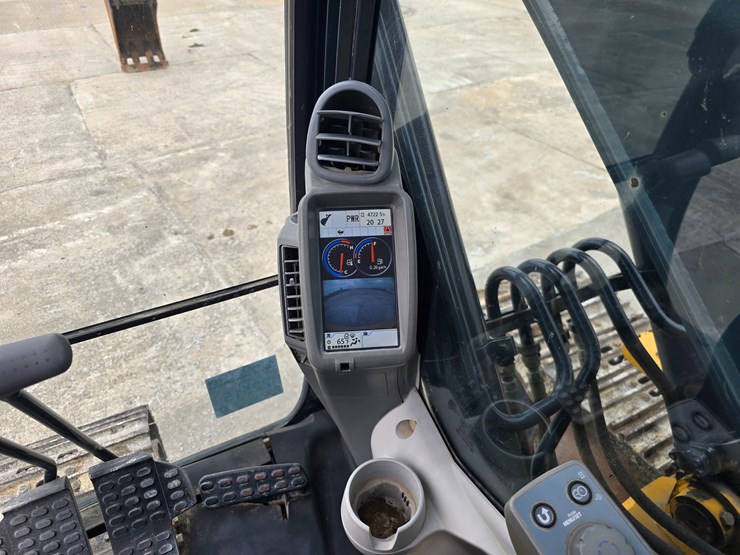 2014-deere-160g-lc-image-72