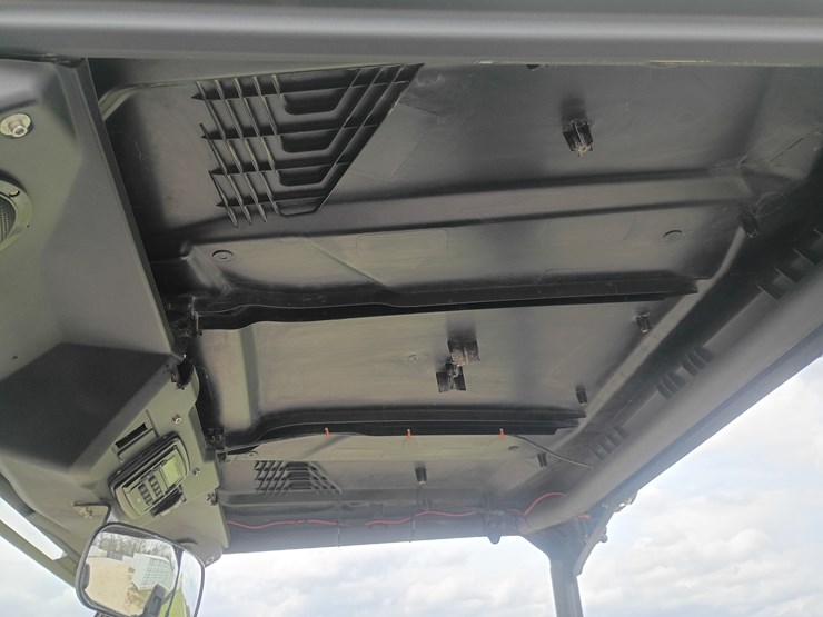 2022-can-am-defender-hd9-image-28