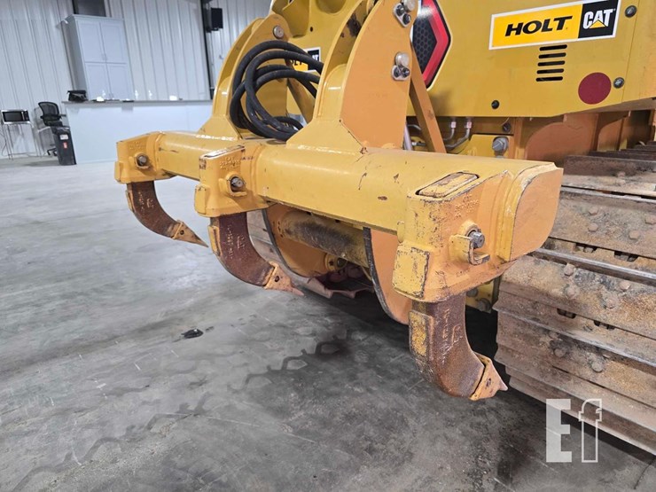 2022-caterpillar-d3-image-13