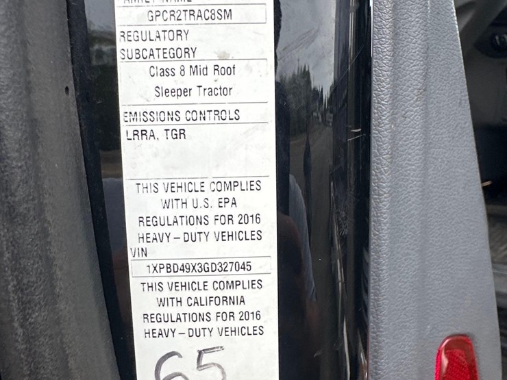 2016-peterbilt-579-image-17