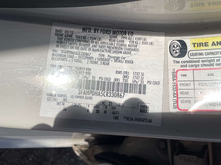 2012-ford-fusion-4-door-sedan-(95,800-miles)-image-27