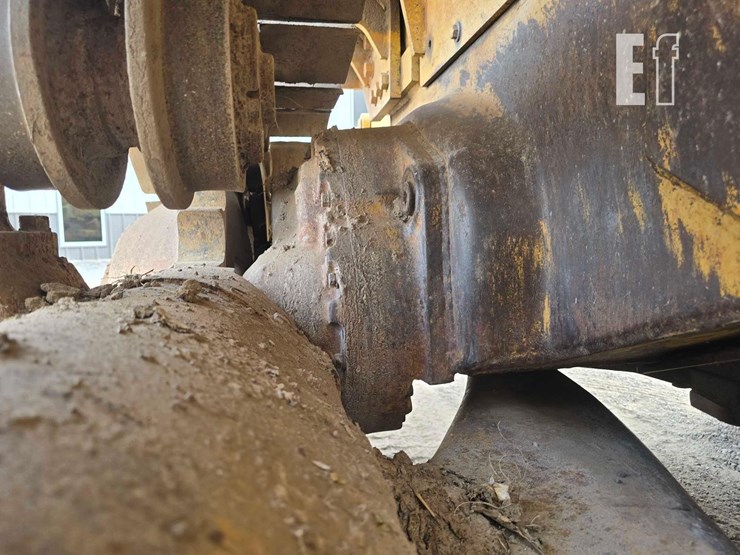 1982-caterpillar-d6d-image-37