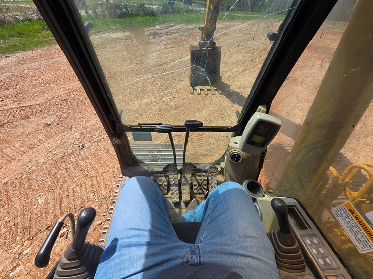 2003-caterpillar-320c-image-57