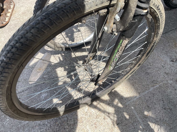 #7073-•-(3)-bikes-(o4)-image-12