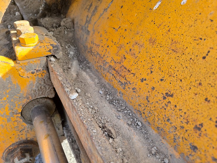 1971-deere-570a-image-32