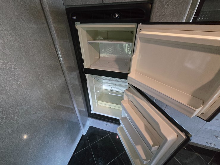 1990-international-4900-image-54