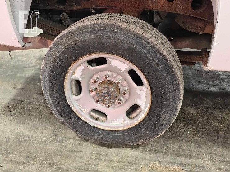 2014-chevrolet-2500hd-image-19