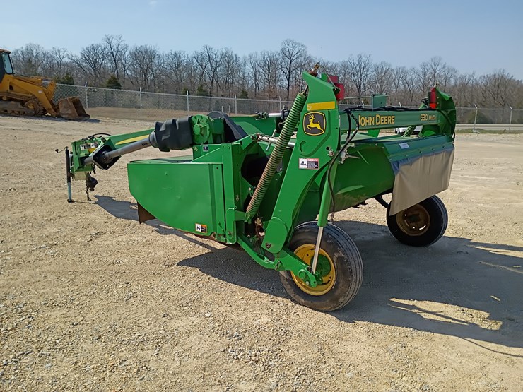 2013-john-deere-630-image-4