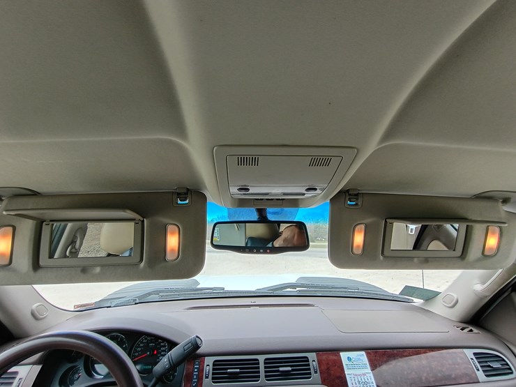 2013-chevrolet-2500-image-60