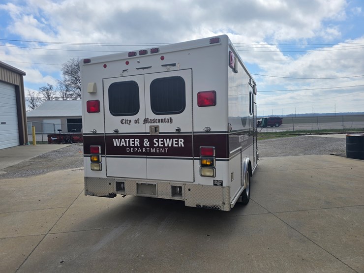 2000-ford-2000-image-12