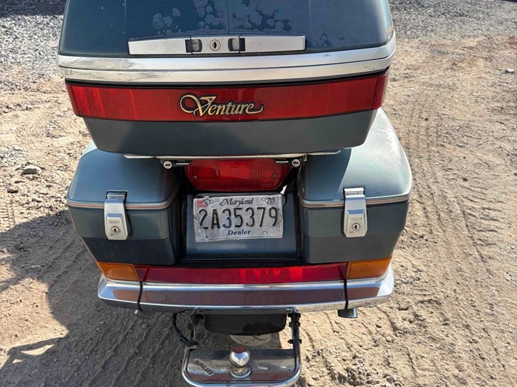 yamaha-venture-motorcycle-image-8