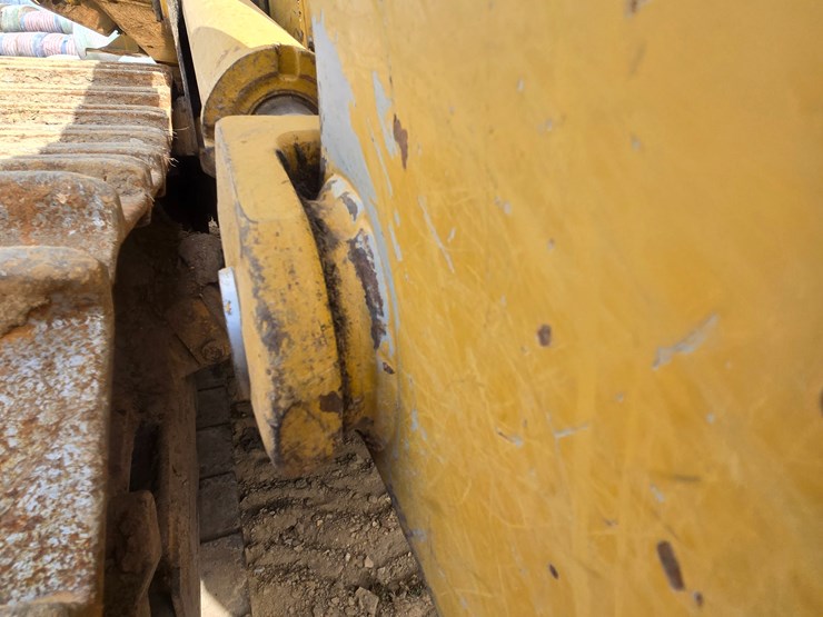 2005-caterpillar-953c-image-103