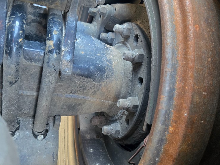 2005-peterbilt-379-image-98