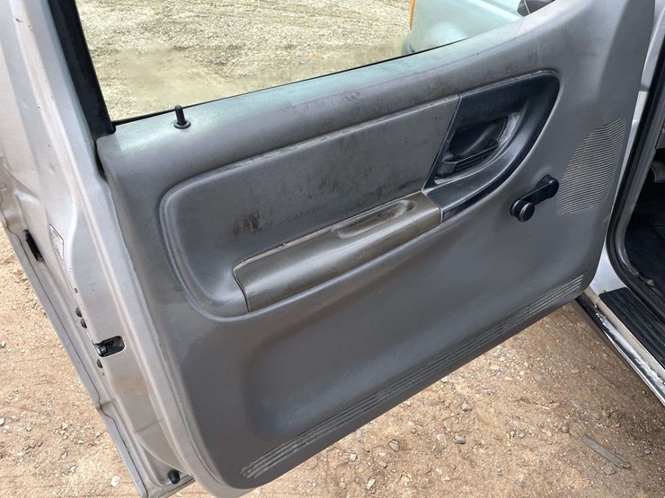 2004-ford-ranger-image-9