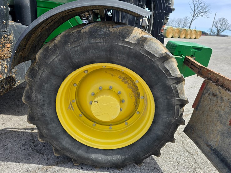 john-deere-6125r-image-51
