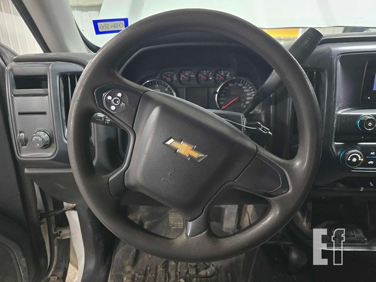 2015-chevrolet-silverado-1500-image-10