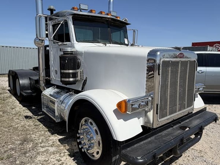 1994-peterbilt-379-image-2