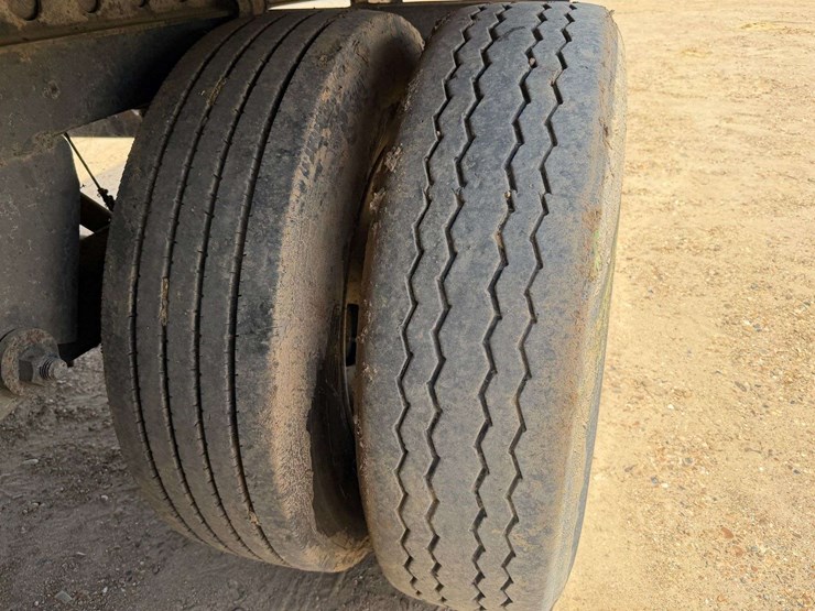 1999-fruehauf-32-image-17