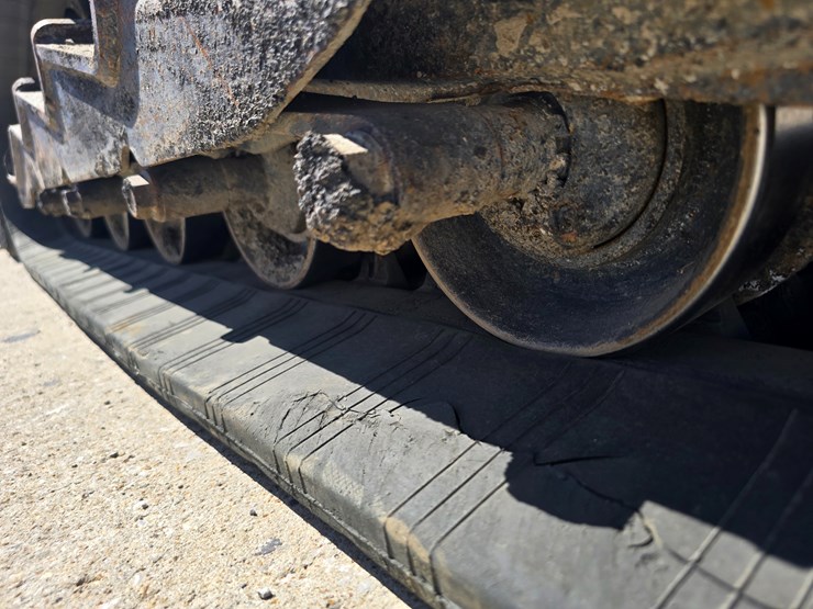 2020-bobcat-t770-image-25