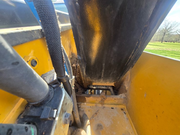 2018-caterpillar-299d2-image-93